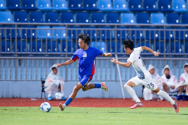 赵舒奕角球头球绝杀 申花U20主场1-0险胜广州豹 赵舒奕角球头球绝杀 申花U20主场1-0险胜广州豹