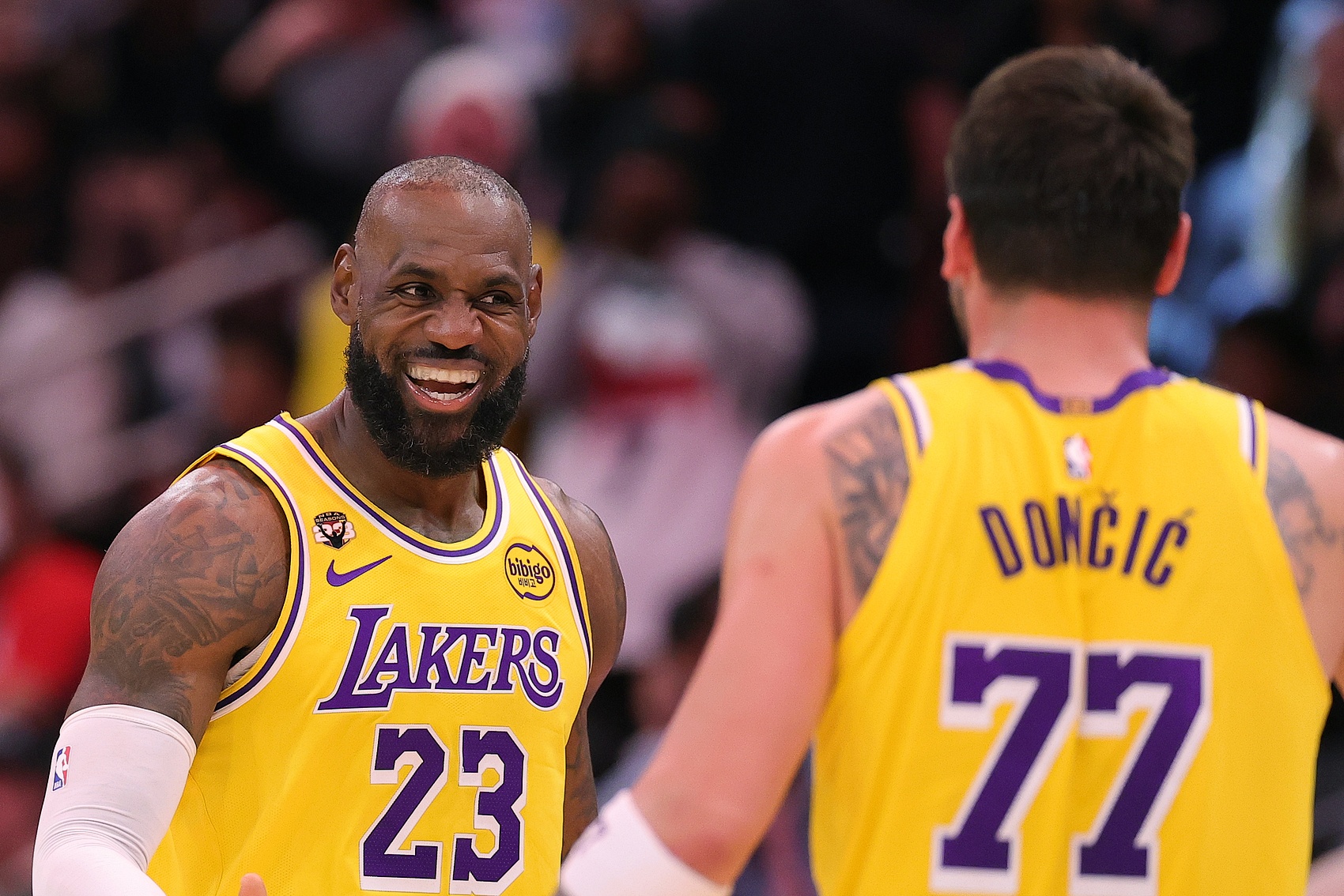 名嘴考赫德:詹姆斯前八年从未被五位不同的人和NBA放弃 东契奇则相反 名嘴考赫德:詹姆斯前八年从未被五位不同的人和NBA放弃 东契奇则相反