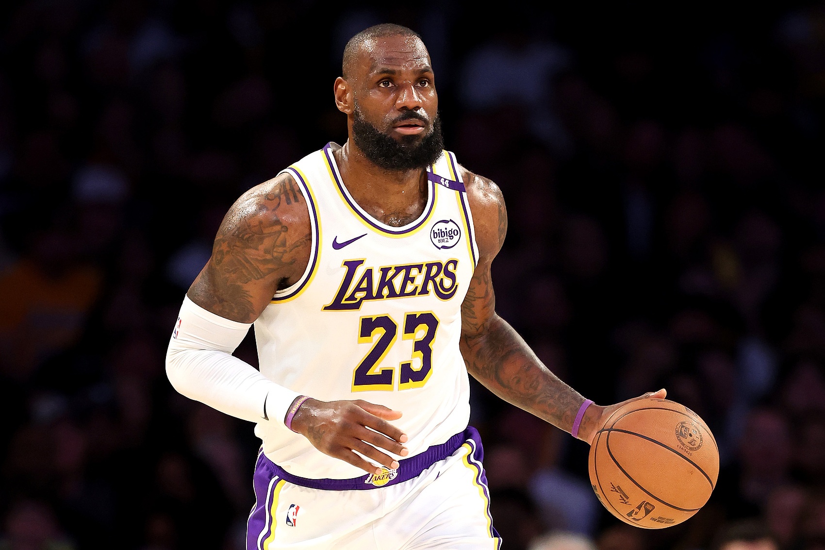 夸梅·布朗翻旧账:香农·夏普2012年亲口称乔丹科比是GOAT 如今全是念剧本 夸梅·布朗翻旧账:香农·夏普2012年亲口称乔丹科比是GOAT 如今全是念剧本