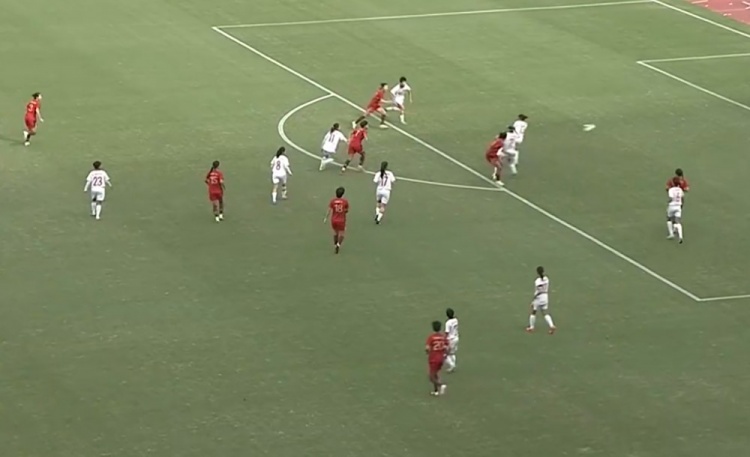 半场-中国女足暂0-0越南女足 王妍雯屡造险 谢宗梅、张程雪染黄 半场-中国女足暂0-0越南女足 王妍雯屡造险 谢宗梅、张程雪染黄